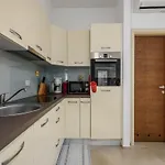 Apartment In With Heated Pool Kukci