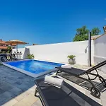 Apartment In With Heated Pool *