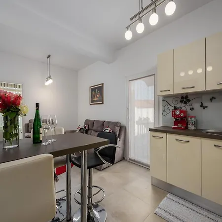 In With Heated Pool * Kukci