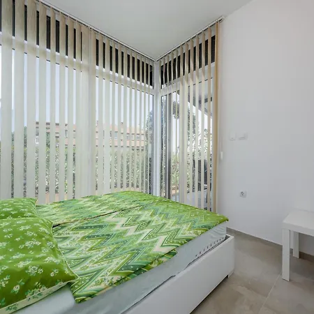 In With Heated Pool * Kukci